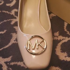 Michael Kors Blush 2Inch Heel shoe (WORN ONCE)